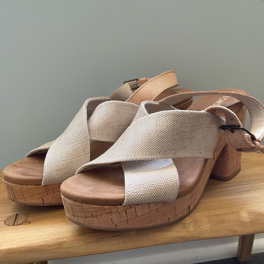 Tom’s heels